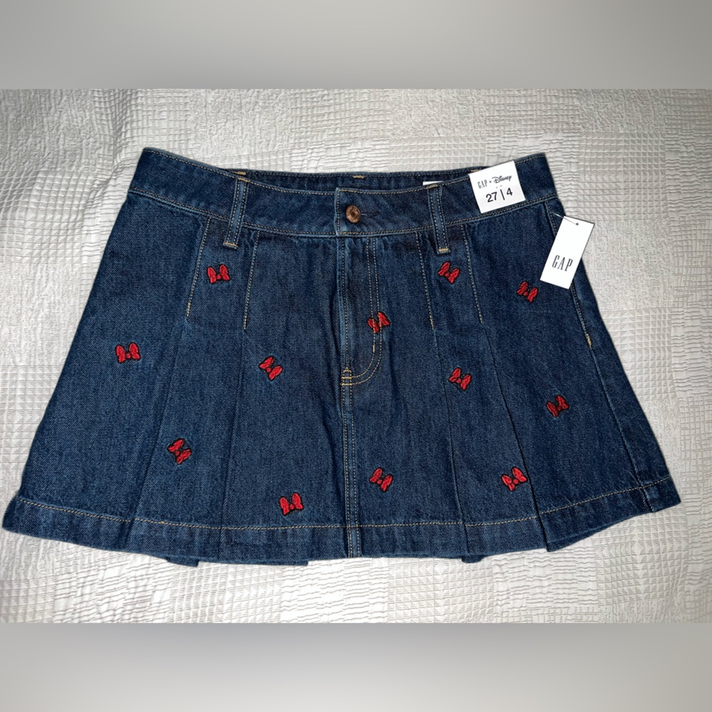 GAP x Disney Minnie Bow Denim Skirt